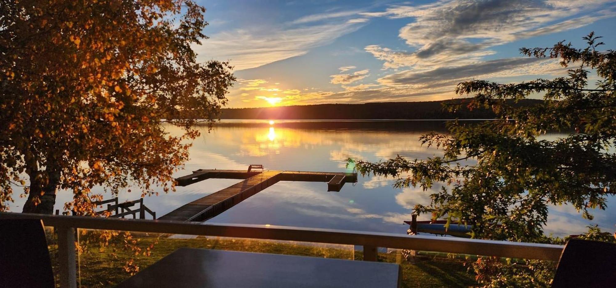 Auberge et Chalets sur le Lac Lac-Mégantic Extérieur photo