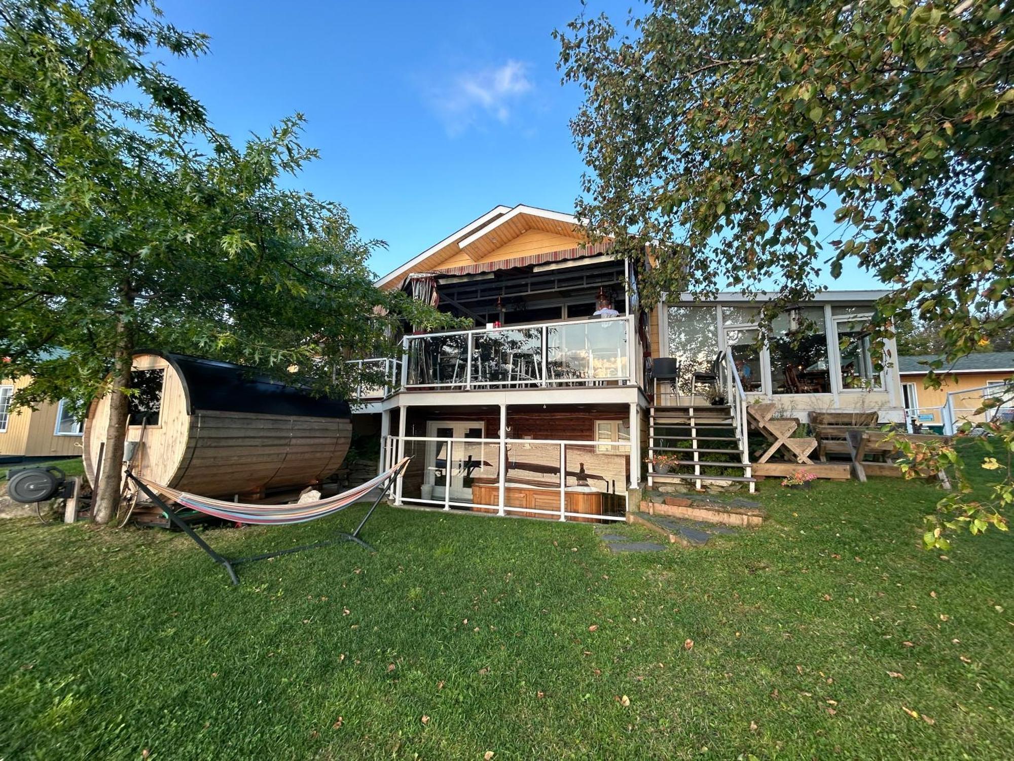 Auberge et Chalets sur le Lac Lac-Mégantic Extérieur photo