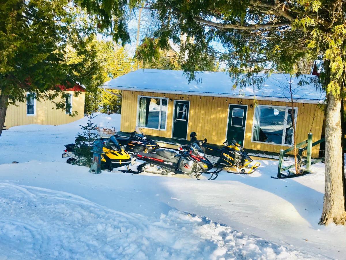 Auberge et Chalets sur le Lac Lac-Mégantic Extérieur photo